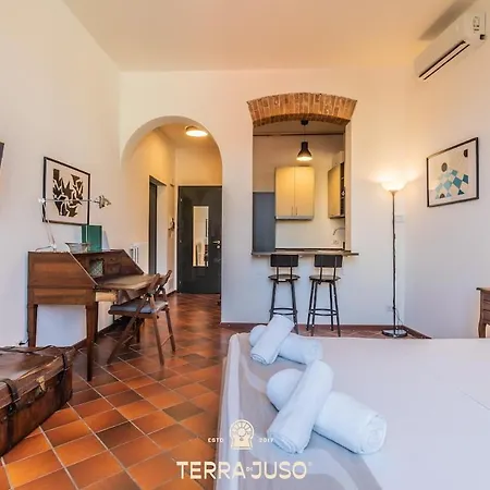 Sarpi 25 * Milánó
