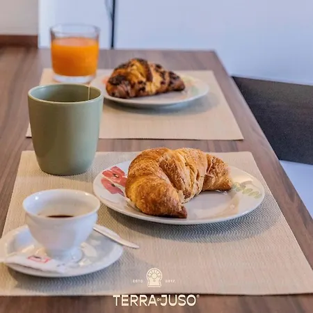 Apartman Sarpi 25 *
